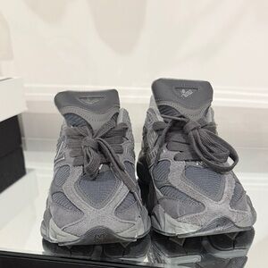 New Balance 9060 “Magnet”